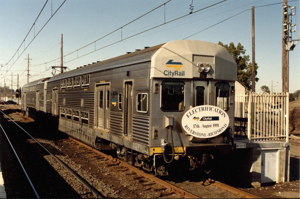 Richmond railway line electrification, 1991