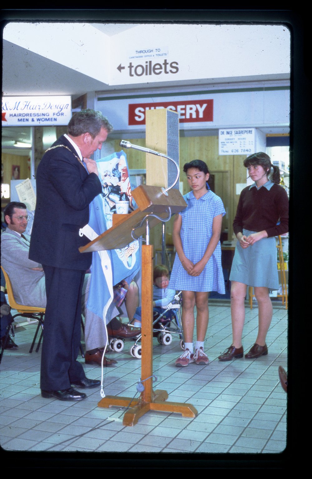 Official opening of John Aquilina Children&rsquo;s Library, Quakers Hill, 1983