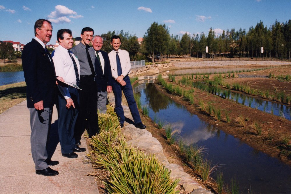 Lake Woodcroft, Woodcroft