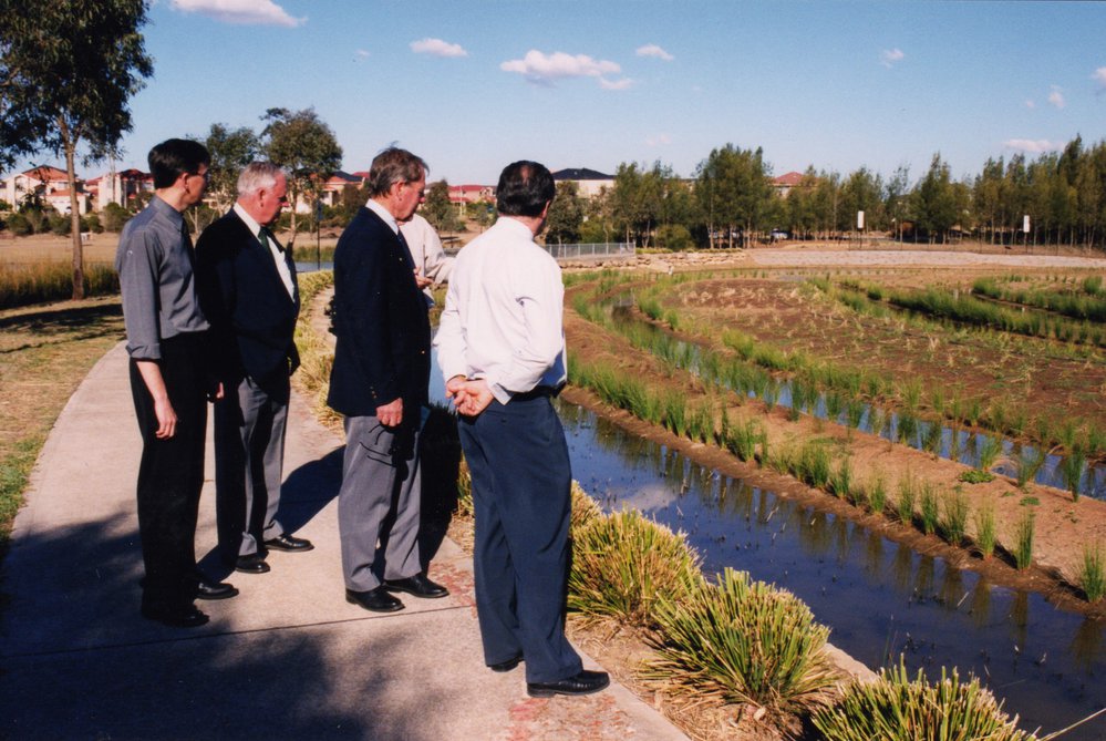 Lake Woodcroft, Woodcroft