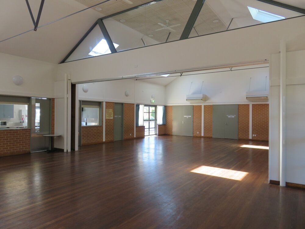 Hassall Grove Neighbourhood Centre, Hassall Grove