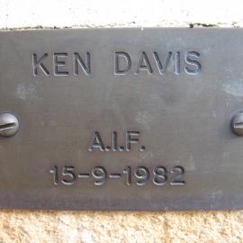 Plaque - Davis, Ken (AIF)