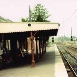 Riverstone railway station, Riverstone