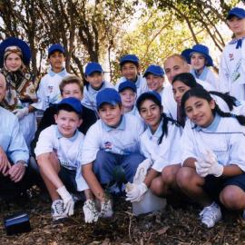 Bert Oldfield Public School students planting trees event