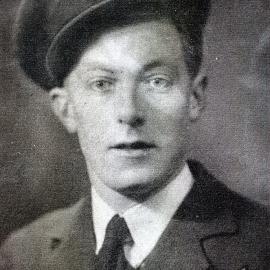 Portrait of Charles Bernard Thomson (RAAF)