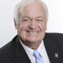 Portrait of Councillor Tony Bleasdale OAM