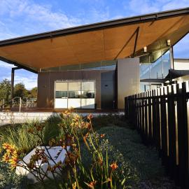 The Lake Neighbourhood Centre, The Ponds