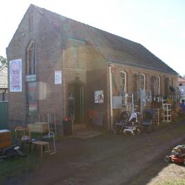 Heavenly Nic-Nax Antique Shop, Riverstone