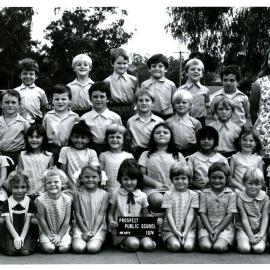 Class photograph, Prospect Public School, 1974