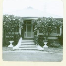Melrose house entry steps, Grantham Poultry Research Station, Seven Hills, 1978