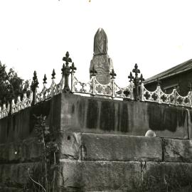 Willmot family graves, St Bartholomew's, Prospect