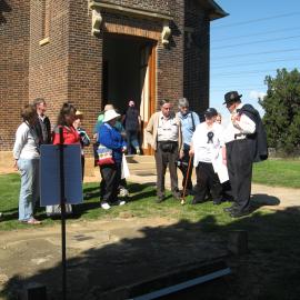 Back to St Bartholomew's Day 2009 (cemetery tour)