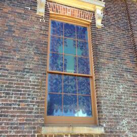 'Broken Glass', St Bartholomew's Church, Prospect