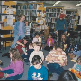 School holiday activity, 2000 Olympics, Max Webber library