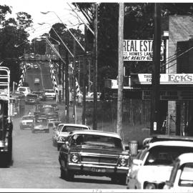Rooty Hill Road North with railway level crossing