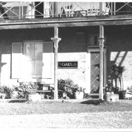 The Oaks, Hanna Place, Oakhurst