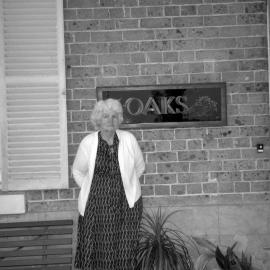 Portrait of Iris Hanna