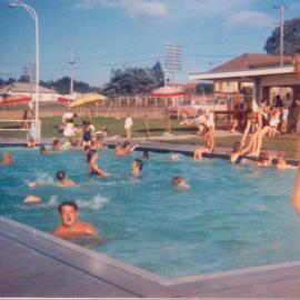 Riverstone Swimming Pool, Riverstone